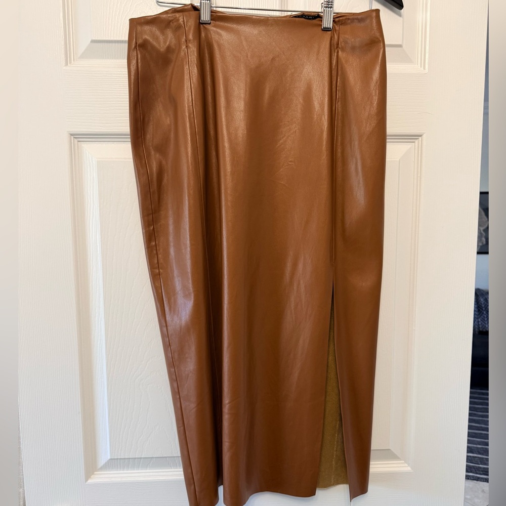 Tahari Tan Leather Pencil Skirt